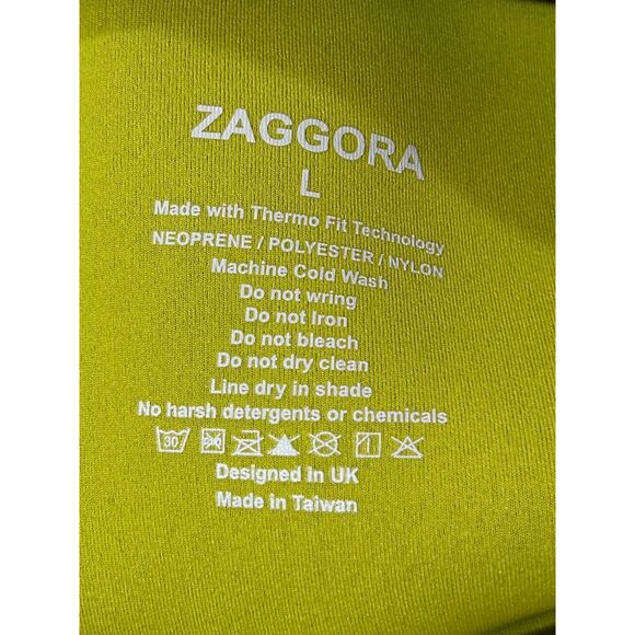 Zaggora HotPants Women's Fold Down Cropped Workout Leggings L Capris Black - Picture 6 of 7